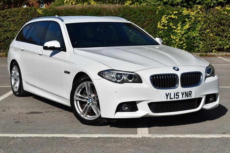 White Used 2015 BMW 520 M Sport Estate | £9,990 (Fair price) - Image 1/4