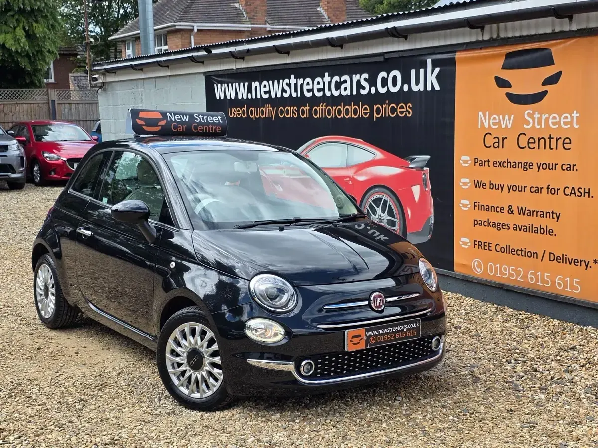 Used Fiat 500 Lounge 69 HP (50 kW) 2018 Black Hatchback