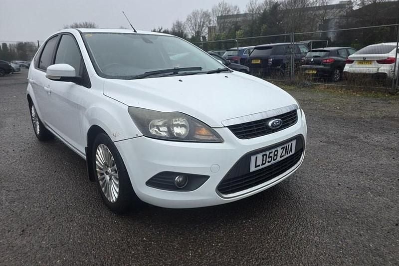 White Used 2008 Ford Focus Titanium Hatchback | £795 (Fair price) - Image 1/1