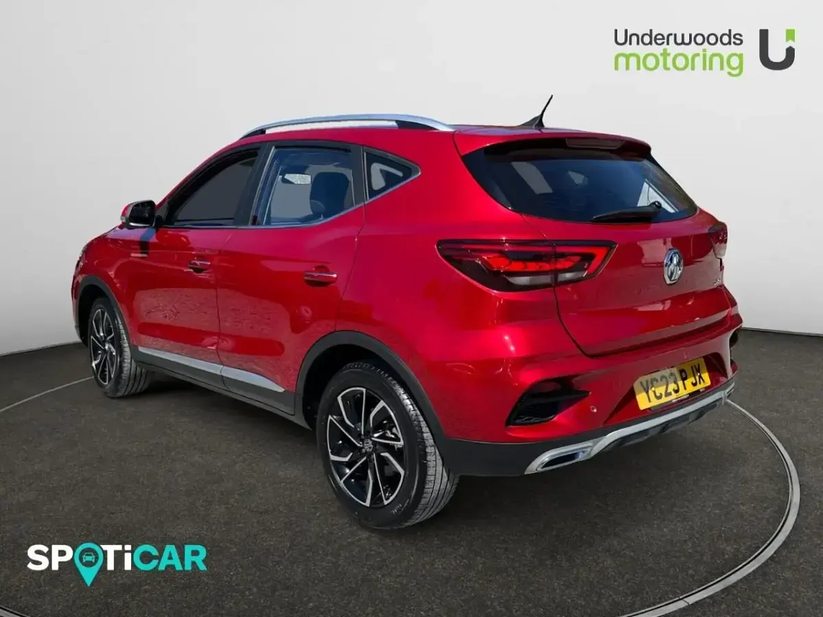 Used MG ZS Exclusive 109 HP (80 kW) 2023 Red SUV