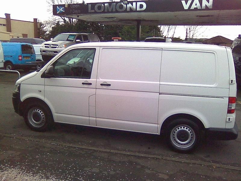 Usado VW Transporter Startline 140 HP (102 kW) 2015 Branco Van