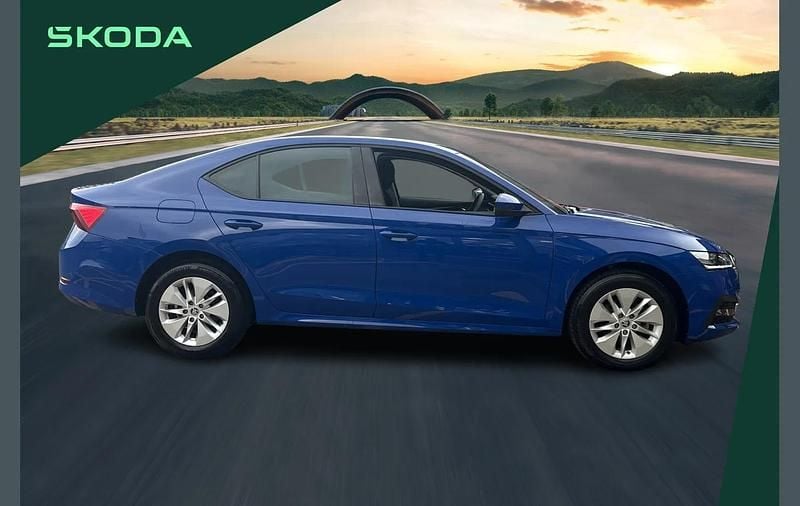 Used Skoda Octavia SE Technology 108 HP (79 kW) 2023 Blue Hatchback