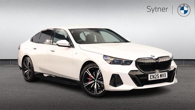 White Used 2025 BMW 530e M Sport | £52,000 (A bit pricey) - Image 1/4