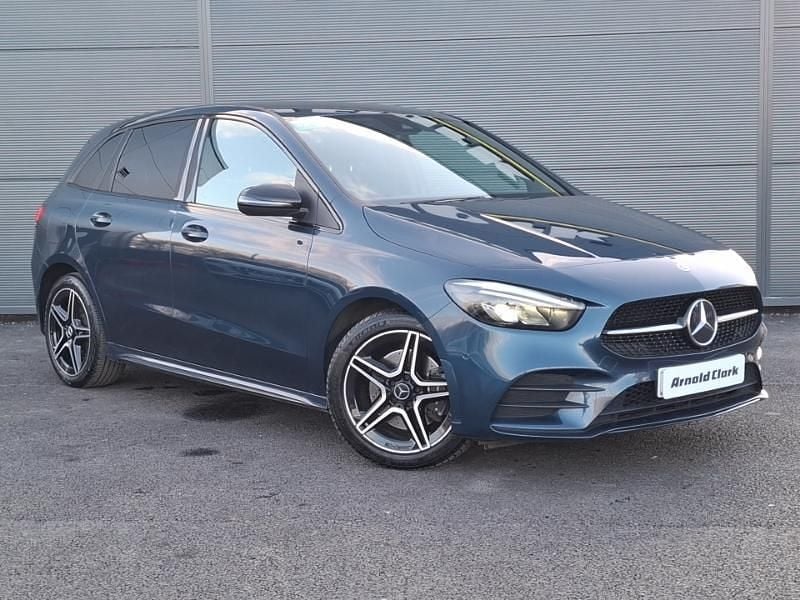 Used Mercedes B250 Executive 218 HP (160 kW) 2021 Blue MPV
