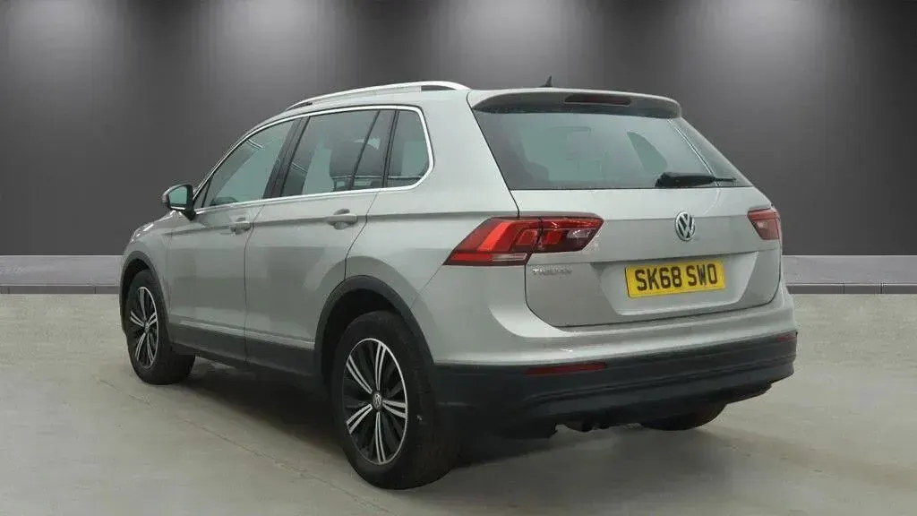 Used VW Tiguan SE 125 HP (91 kW) 2018 Silver SUV