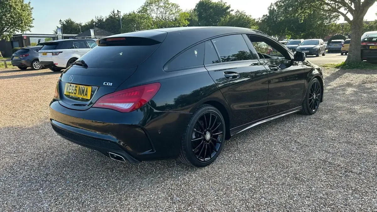 Used Mercedes CLA220 Shooting Brake AMG 177 HP (130 kW) 2016 Black Estate