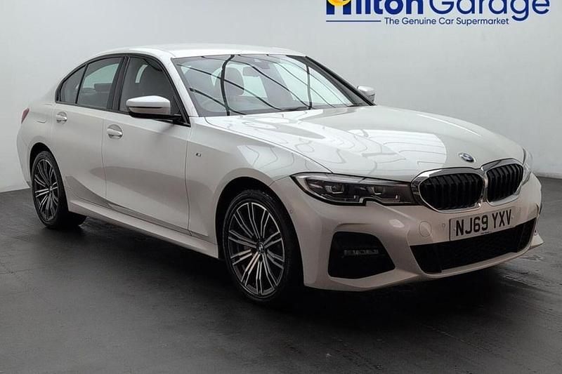 White Used 2019 BMW 330e M Sport Sedan | £17,700 (Good price) - Image 1/1