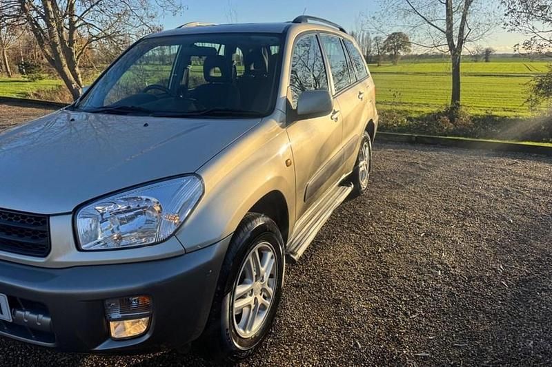 Used 2003 Toyota RAV4 | £2,491 (Super price) - Image 1/1