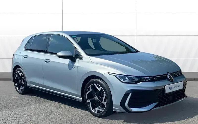 Used VW Golf VIII R-line 150 HP (110 kW) 2025 Hatchback