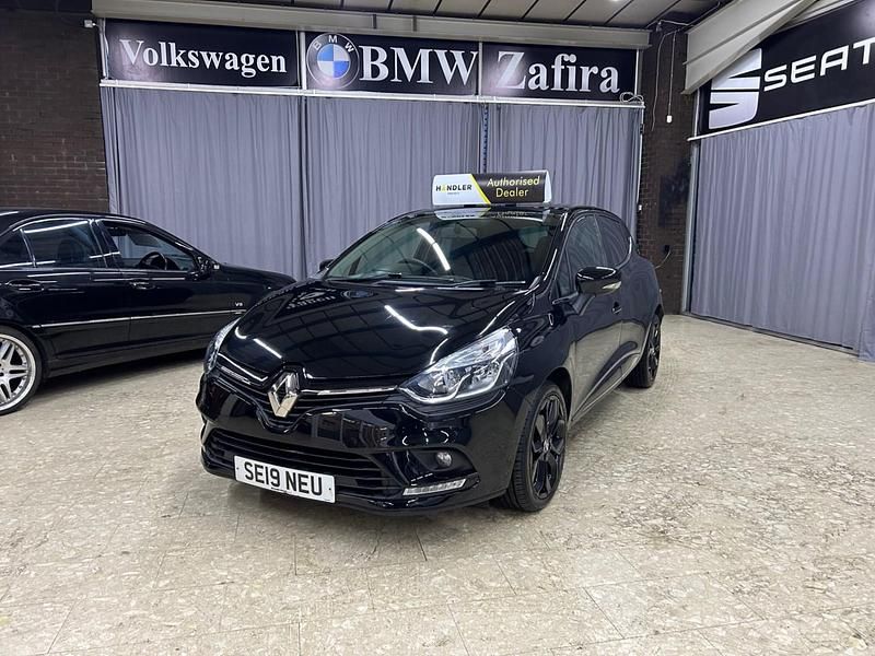 Used Renault Clio IV Iconic 90 HP (66 kW) 2019 Black Hatchback
