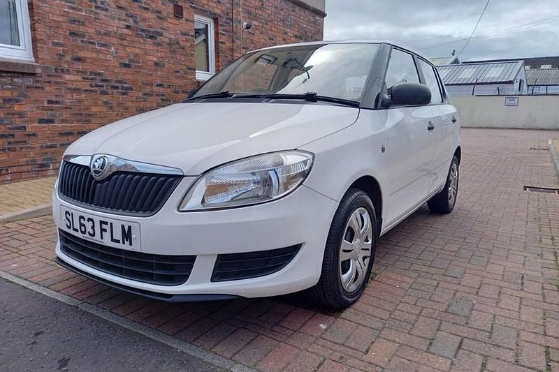 White Used 2013 Skoda Fabia Hatchback | £3,499 (Super price) - Image 1/1