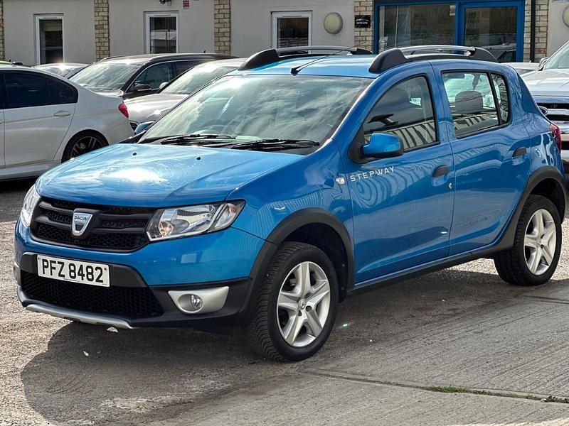 Used Dacia Sandero Ambiance 90 HP (66 kW) 2013 Blue Hatchback