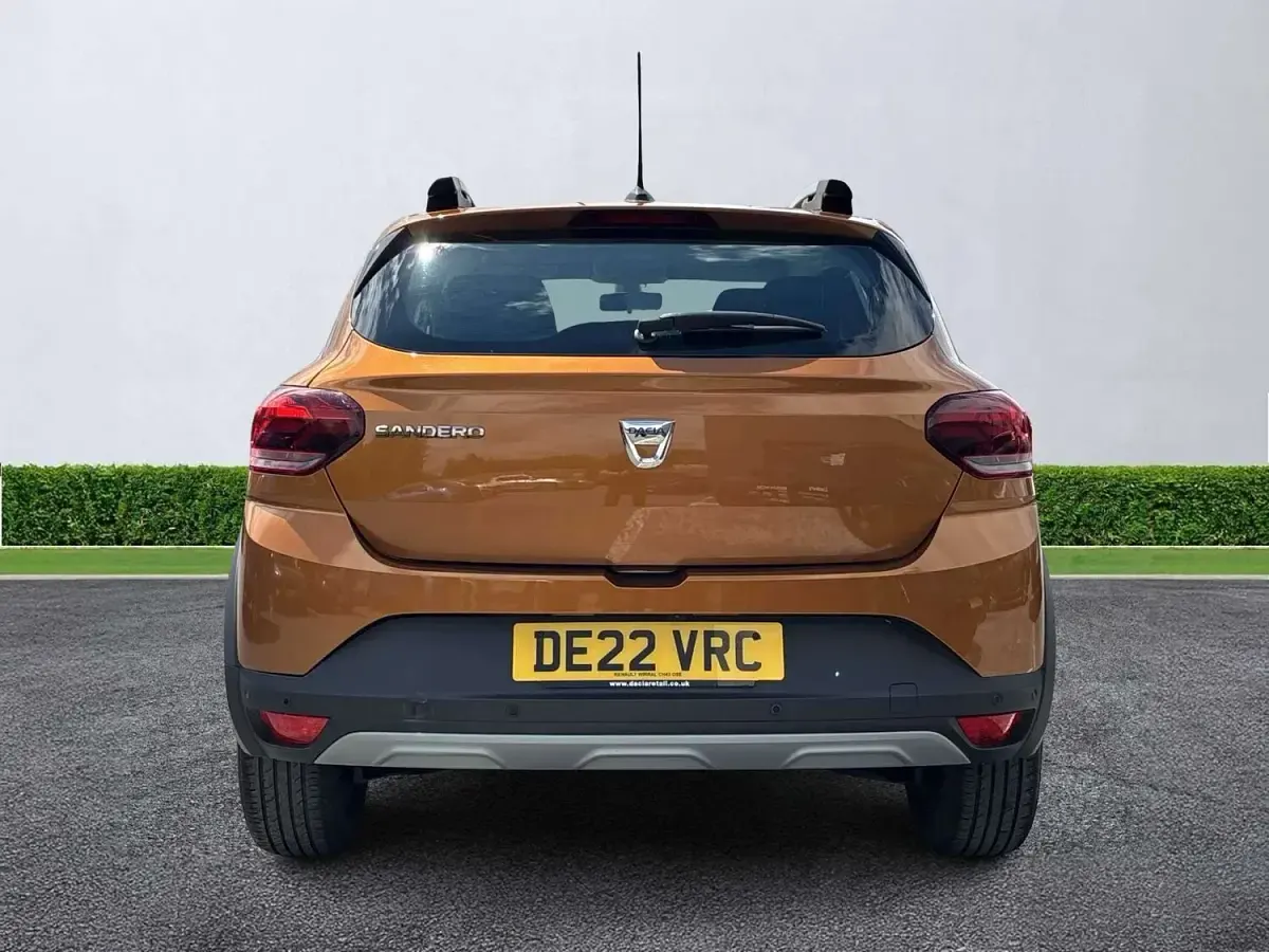 Used Dacia Sandero Prestige 90 HP (66 kW) 2022 Orange Hatchback