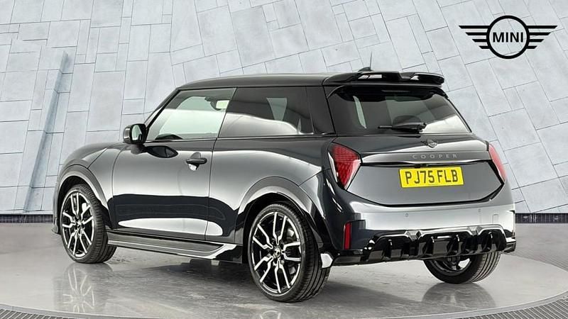 Used Mini Cooper Hatch 113 kW (154 HP) 2025 Grey Hatchback