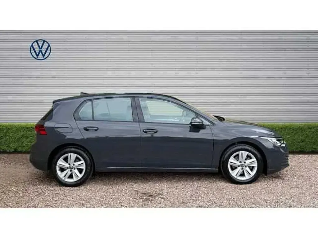 Used VW Golf VIII Life 150 HP (110 kW) 2022 Grey Hatchback