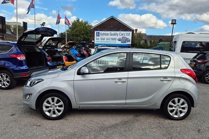 Used 2013 Hyundai i20 Style Hatchback | £4,395 (Fair price) - Image 1/1