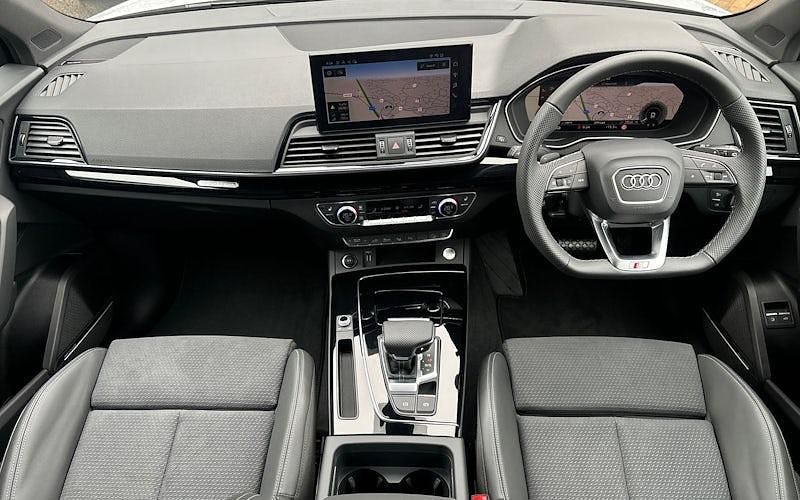 Used Audi Q5 Black Edition 299 HP (219 kW) 2024 SUV