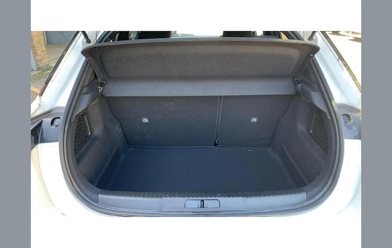 Used Vauxhall Mokka 100 HP (73 kW) 2023 White SUV