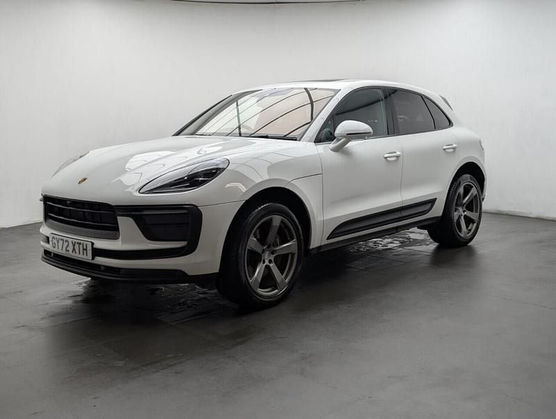 Used Porsche Macan 265 HP (194 kW) 2022 White SUV