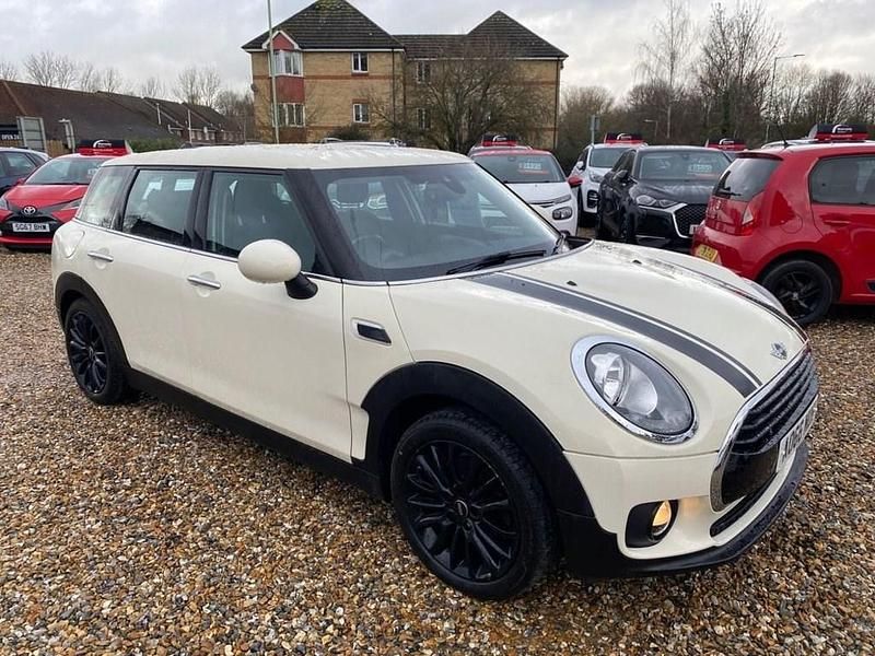 Used Mini Cooper Clubman 150 HP (110 kW) 2016 White Estate