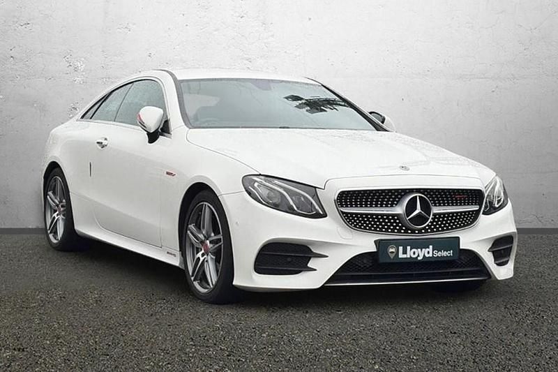 White Used 2018 Mercedes E220 AMG line Coupe | £18,560 (Good price) - Image 1/1
