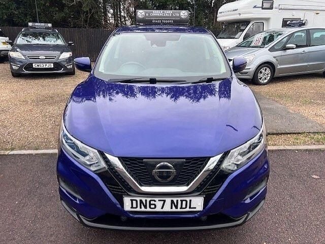 Used Nissan Qashqai Acenta 2017 Blue SUV