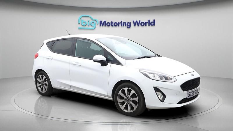 Used Ford Fiesta Trend 95 HP (69 kW) 2020 White Hatchback