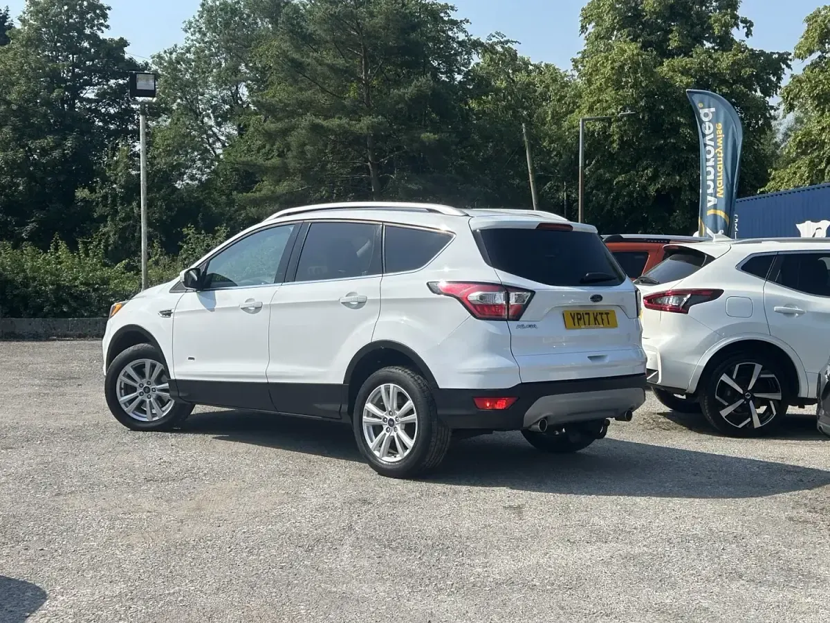 Used Ford Kuga Zetec 2017 White SUV