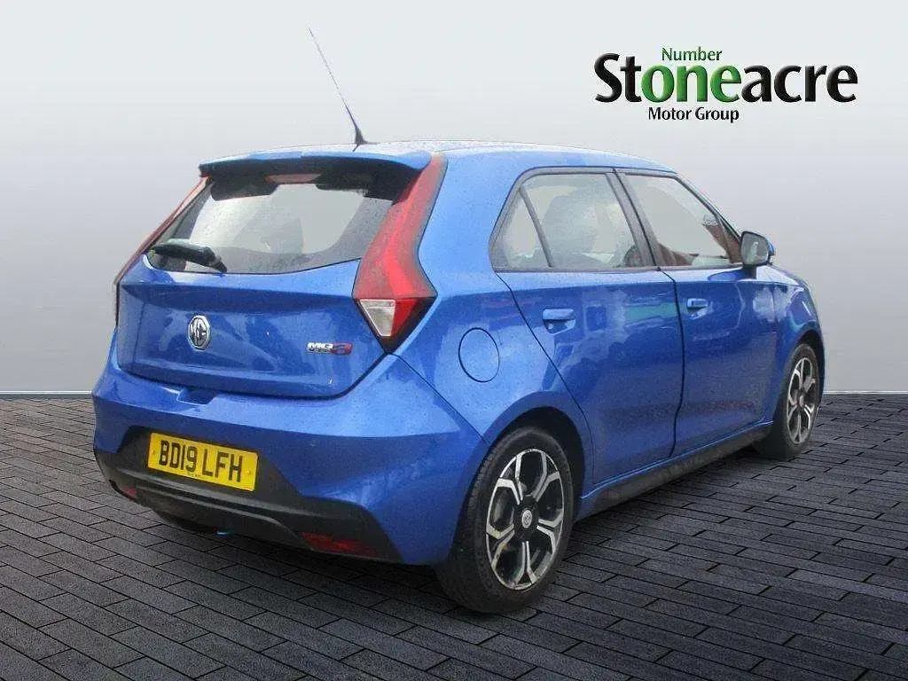 Used MG MG3 Excite 106 HP (77 kW) 2019 Blue Hatchback