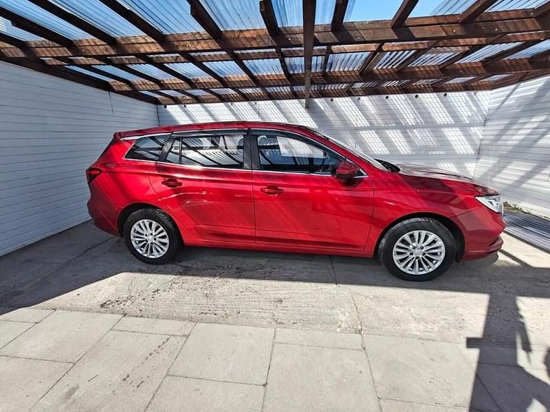 Used MG MG5 EV Excite 114 kW (156 HP) 2021 Red Estate