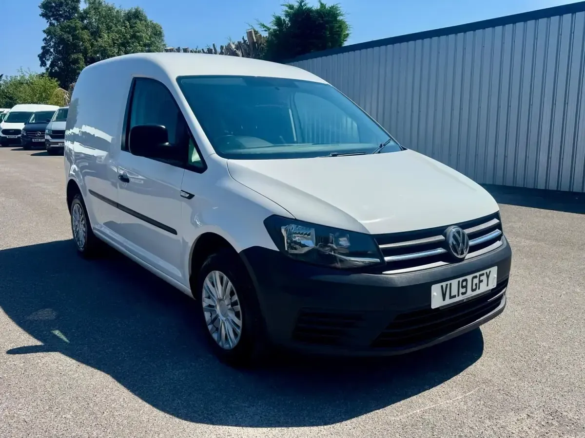 Used VW Caddy Startline 102 HP (75 kW) 2019 White MPV