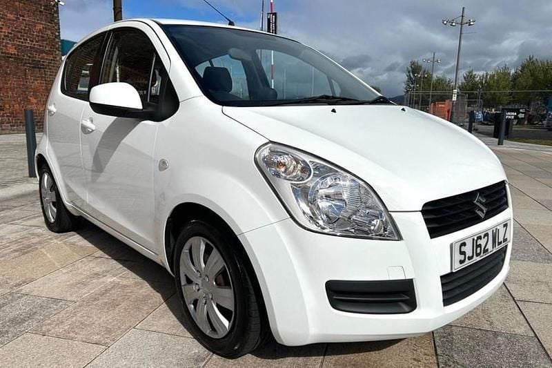 White Used 2012 Suzuki Splash Hatchback | £3,290 (Fair price) - Image 1/1