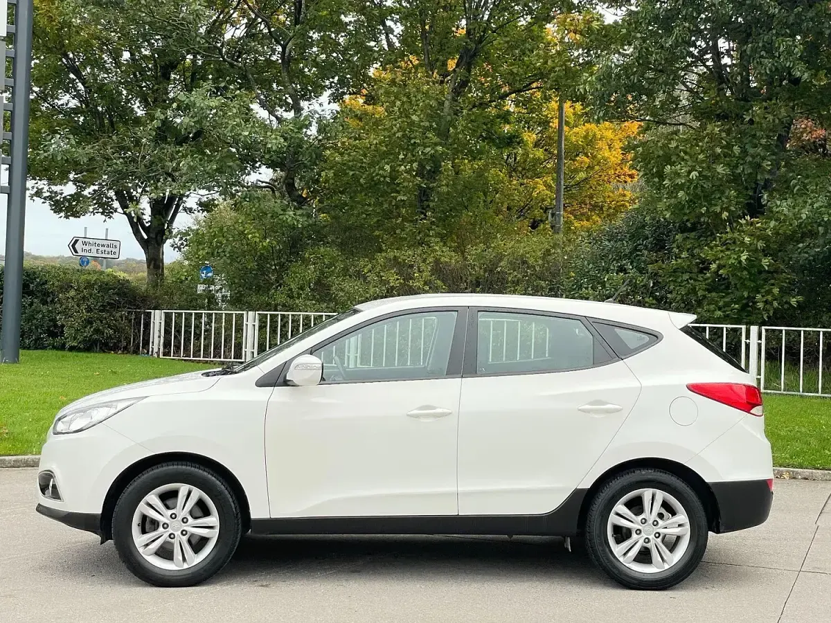 Used Hyundai ix35 Style 135 HP (99 kW) 2012 White SUV