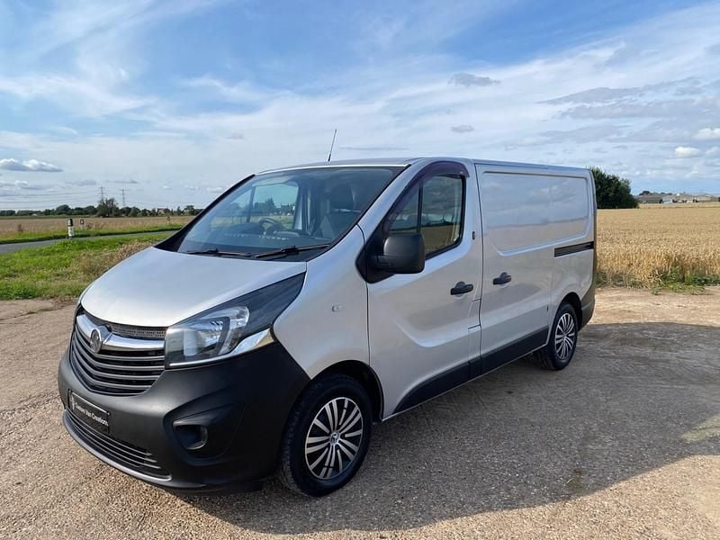 Grey Used 2015 Vauxhall Vivaro Van | £6,495 (Fair price) - Image 1/4