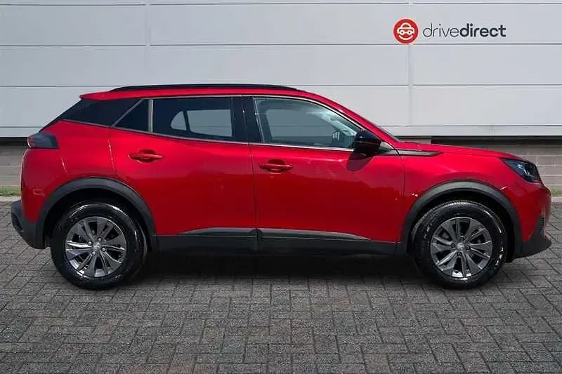 Used Peugeot 2008 Active+ 100 HP (73 kW) 2023 Red SUV