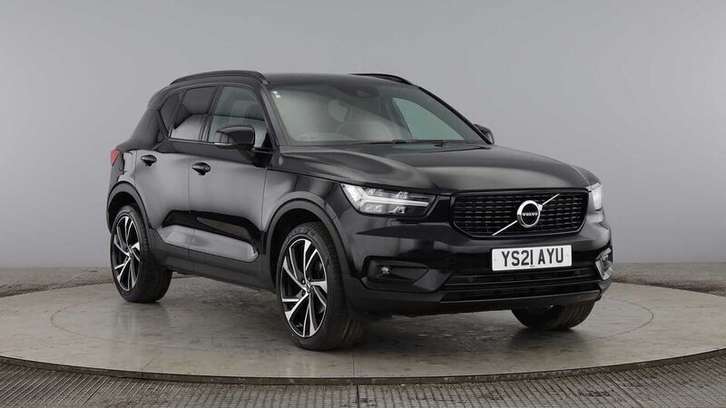 Used 2021 Volvo XC40 R-Design Pro SUV | £21,750 (Fair price) - Image 1/4