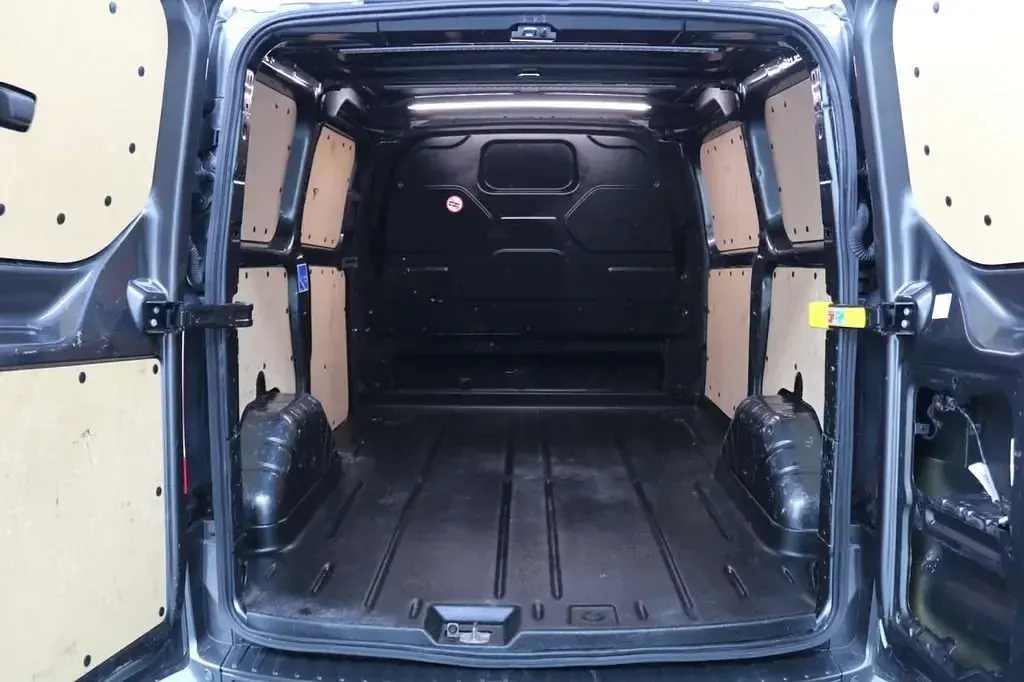 Used Ford Transit Custom Limited 170 HP (125 kW) 2023 Grey Van