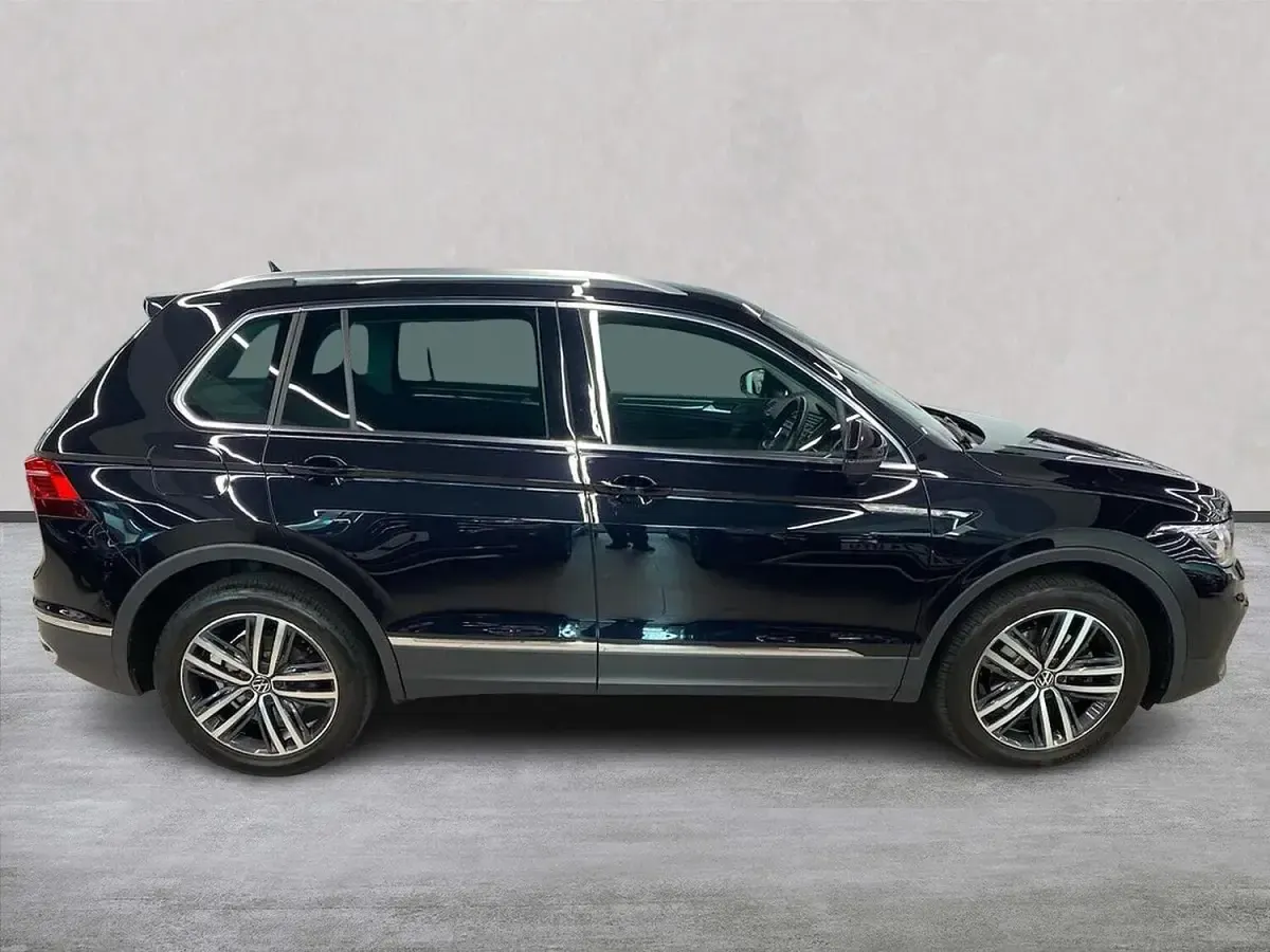 Used VW Tiguan Elegance 190 HP (139 kW) 2022 Black SUV
