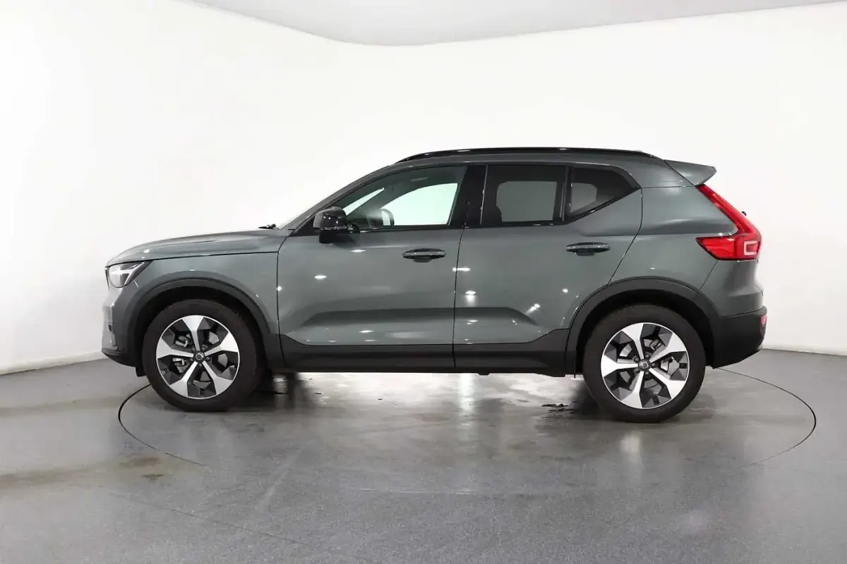 Used Volvo XC40 Plus 161 HP (118 kW) 2026 SUV
