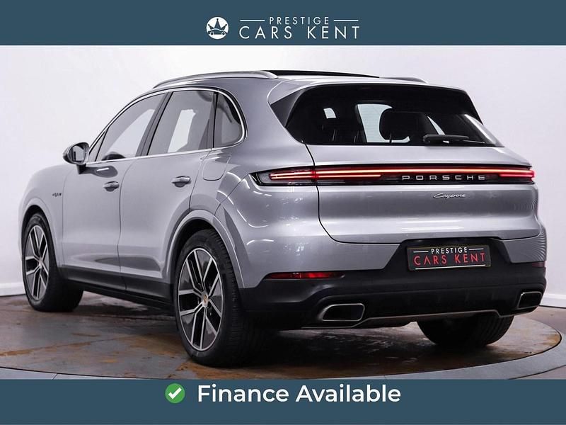 Used Porsche Cayenne 2024 Silver SUV