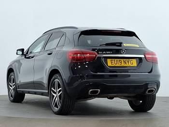 Used Mercedes GLA180 Urban 122 HP (89 kW) 2019 Black SUV