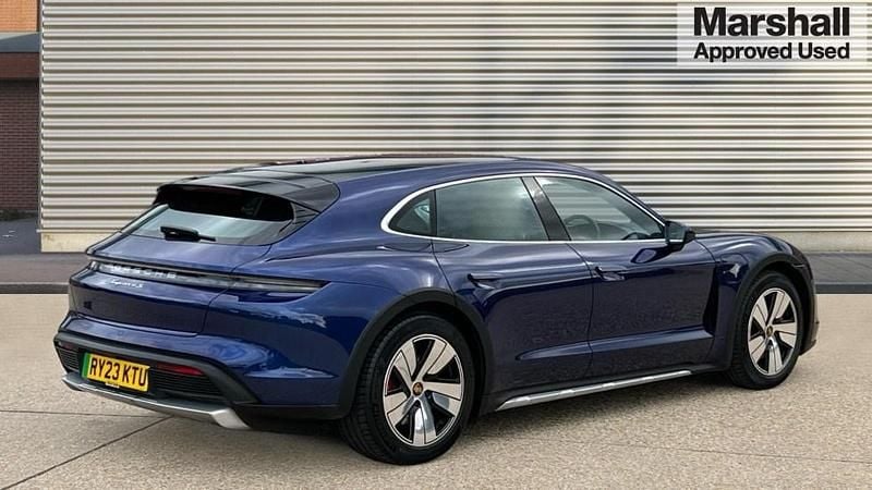 Used Porsche Taycan Cross Turismo 419 kW (571 HP) 2023 Blue Sedan