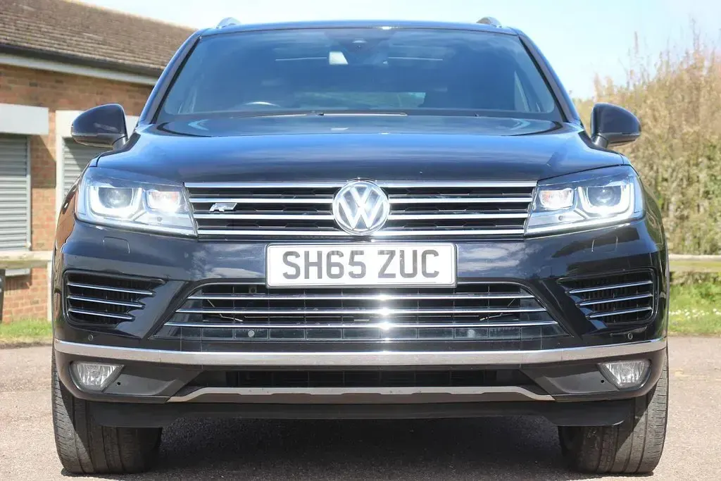 Used VW Touareg R-line 262 HP (192 kW) 2015 Black SUV