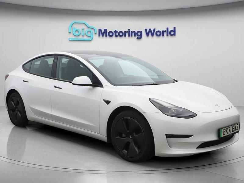 White Used 2021 Tesla Model 3 Long Range AWD Sedan | £19,000 (Fair price) - Image 1/4