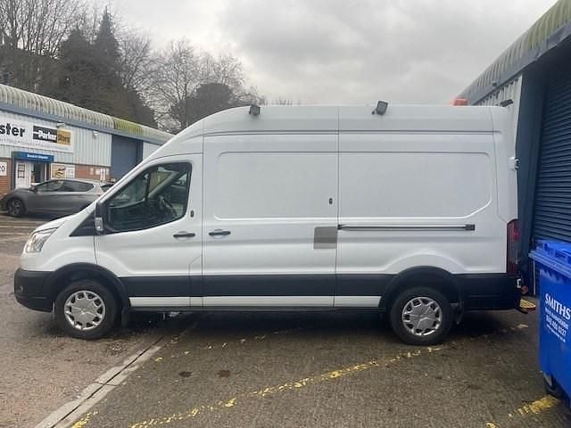 Used Ford Transit Trend 130 HP (95 kW) 2021 White Van