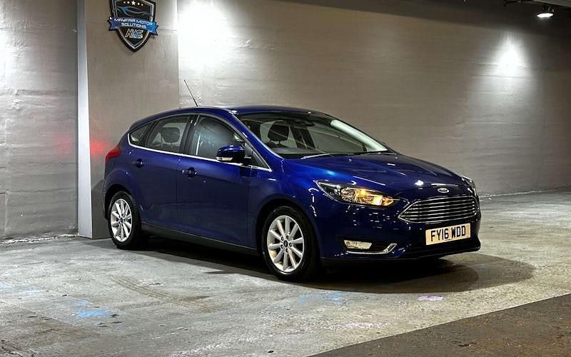 Used Ford Focus Titanium 120 HP (88 kW) 2017 Hatchback