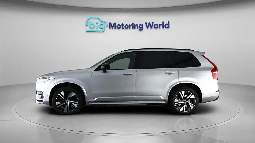 Used Volvo XC90 R-Design 235 HP (172 kW) 2021 Silver SUV
