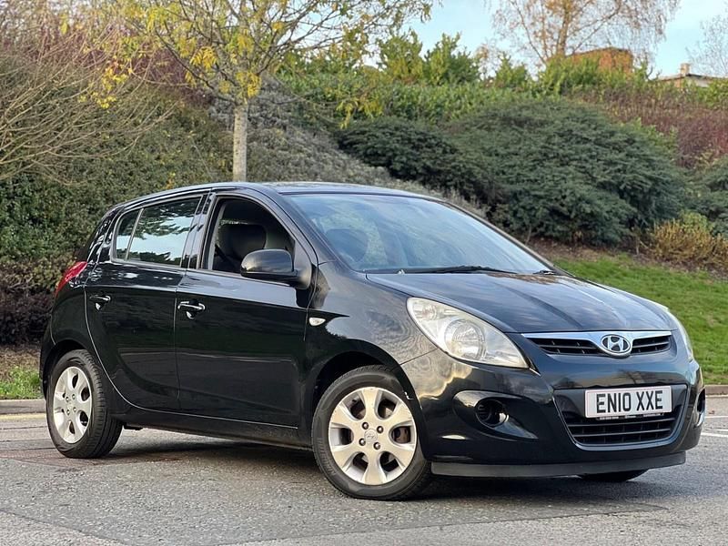 Black Used 2010 Hyundai i20 Comfort Hatchback | £1,795 (Good price) - Image 1/4