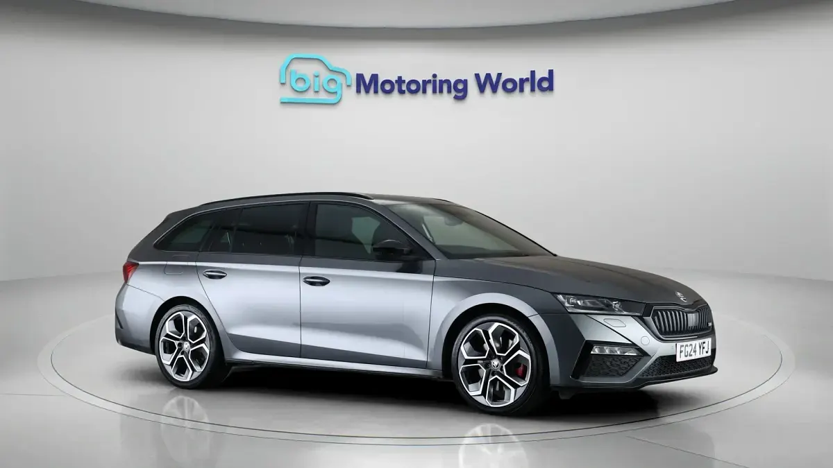 Used Skoda Octavia vRS 245 HP (180 kW) 2024 Estate