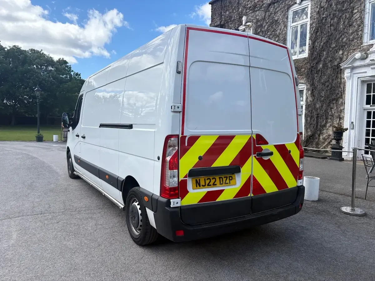 Used Renault Master Business 2022 White MPV